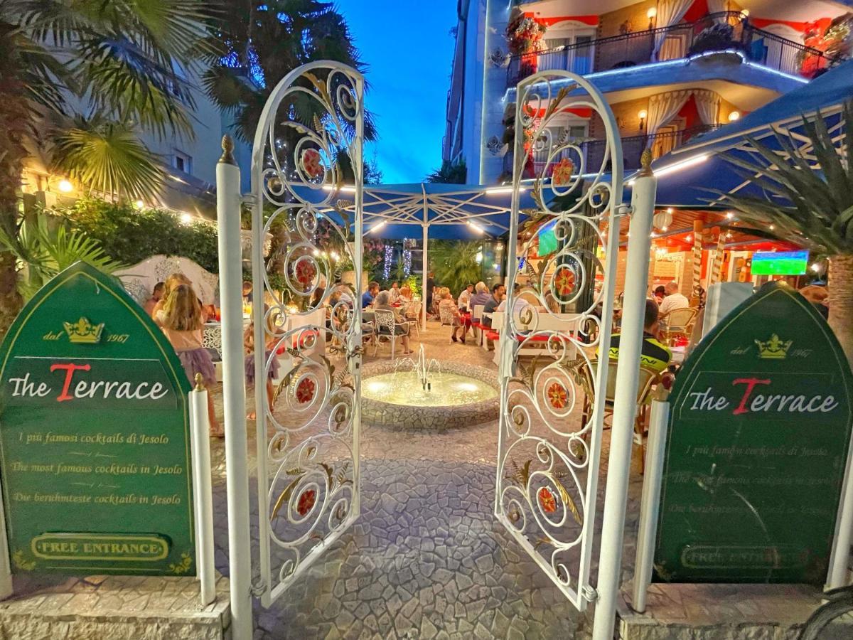 Milton Boutique Hotel - Adults Only Lido di Jesolo Exteriör bild